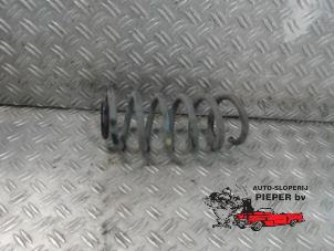 Used Rear coil spring Renault Clio IV Estate/Grandtour (7R) 1.5 Energy dCi 90 FAP Price € 36,75 Margin scheme offered by Autosloperij Pieper BV
