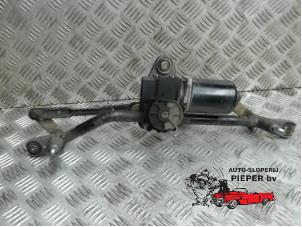 Used Wiper motor + mechanism Kia Picanto (BA) 1.1 12V Price € 52,50 Margin scheme offered by Autosloperij Pieper BV
