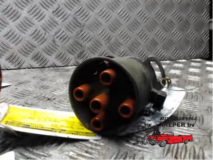 Used Ignition system (complete) Volkswagen Polo III (6N1) 1.6i 75 Price € 36,75 Margin scheme offered by Autosloperij Pieper BV