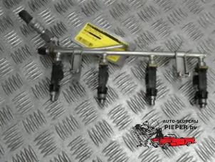 Used Fuel injector nozzle Opel Meriva 1.6 16V Price on request offered by Autosloperij Pieper BV