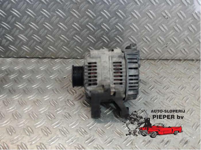 Gebrauchte Dynamo Peugeot 206 (2A/C/H/J/S) 1.1 XN,XR Preis € 52,50 Margenregelung angeboten von Autosloperij Pieper BV