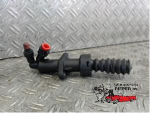 Used Clutch slave cylinder Citroen Berlingo 1.6 Hdi 75 Price on request offered by Autosloperij Pieper BV