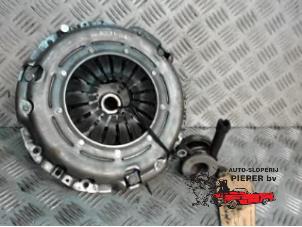 Used Clutch kit (complete) Renault Trafic New (FL) 2.0 dCi 16V 90 Price € 131,25 Margin scheme offered by Autosloperij Pieper BV