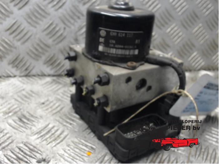 Gebrauchte ABS Pumpe Seat Arosa (6H1) 1.4i 16V Preis € 73,50 Margenregelung angeboten von Autosloperij Pieper BV
