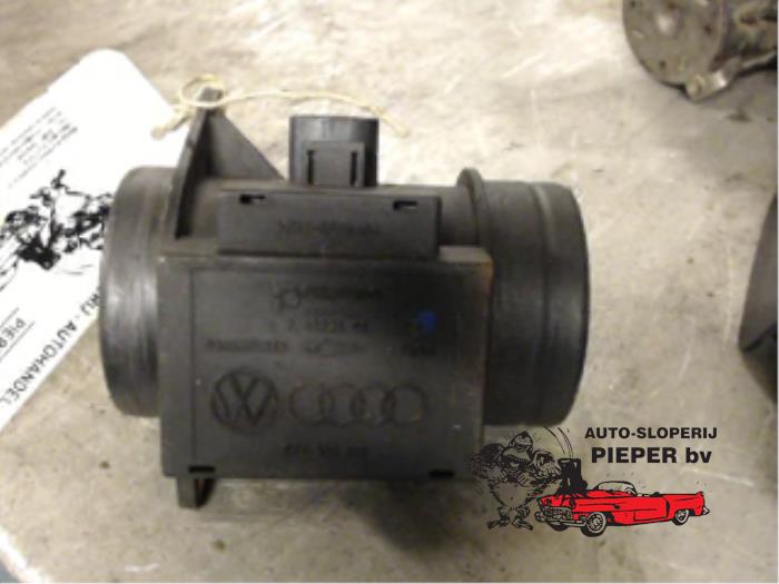 Gebrauchte Luftmassenmesser Volkswagen Golf III (1H1) 1.9 TDI Preis € 36,75 Margenregelung angeboten von Autosloperij Pieper BV