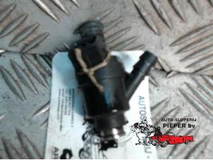 Used Injector (petrol injection) BMW 3 serie (E46/4) 316i Price € 15,75 Margin scheme offered by Autosloperij Pieper BV