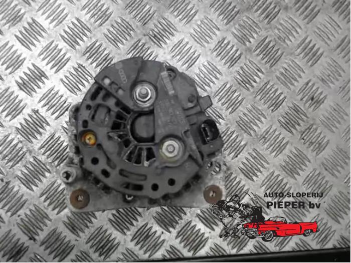 Usagé Dynamo Volkswagen Polo IV (9N1/2/3) 1.9 SDI Prix € 52,50 Règlement à la marge proposé par Autosloperij Pieper BV