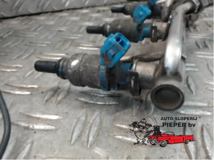 Système d'injection d'un Audi A4 Avant (B5) 1.8 20V 1999