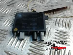 Used Antenna Amplifier BMW 3 serie Touring (E46/3) 318i Price € 47,25 Margin scheme offered by Autosloperij Pieper BV