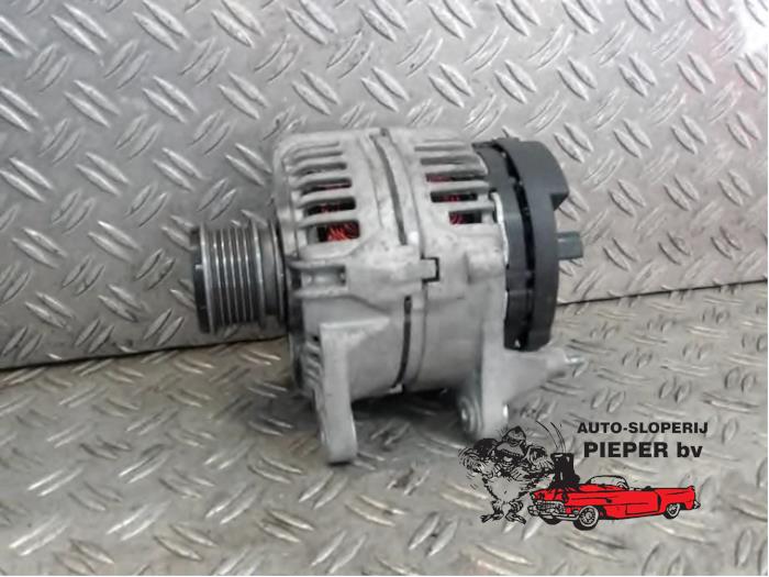 Usagé Dynamo Volkswagen Golf IV (1J1) 1.9 SDI Prix € 52,50 Règlement à la marge proposé par Autosloperij Pieper BV