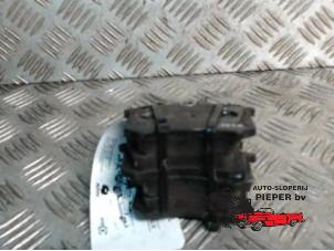 Used Rear brake pad Citroen Xsara Picasso (CH) 1.6 HDi 16V 110 Price € 15,75 Margin scheme offered by Autosloperij Pieper BV
