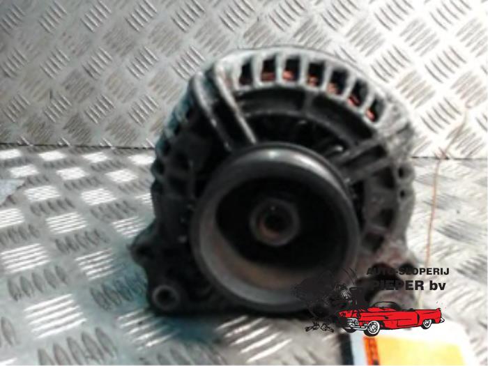 Usagé Dynamo Volvo V70 (GW/LW/LZ) 2.5 TDI Prix € 78,75 Règlement à la marge proposé par Autosloperij Pieper BV