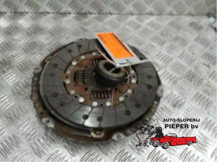 Used Clutch kit (complete) Seat Cordoba Vario Facelift (6K5) 1.6 Price € 36,75 Margin scheme offered by Autosloperij Pieper BV
