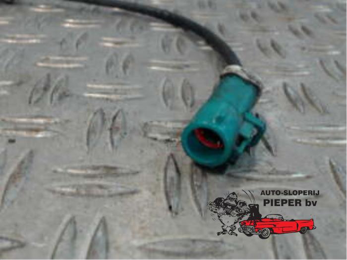 Sonde lambda d'un Ford Mondeo III Wagon 2.5 V6 24V 2001