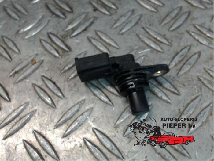 Begagnade Kamaxelsensor Volkswagen Golf IV (1J1) 1.6 16V Pris € 21,00 Marginaltabell erbjuds av Autosloperij Pieper BV