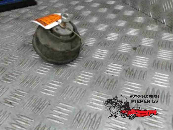 Used Engine mount BMW 3 serie (E46/4) 318i Price € 26,25 Margin scheme offered by Autosloperij Pieper BV
