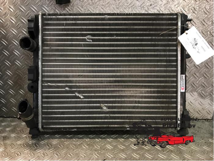 Gebrauchte Kühler Renault Kangoo Express (FC) 1.9 D 55 Preis € 36,75 Margenregelung angeboten von Autosloperij Pieper BV