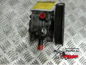 Used Power steering pump Mitsubishi Colt (CJ) 1.6 GLXi 16V Price € 42,00 Margin scheme offered by Autosloperij Pieper BV