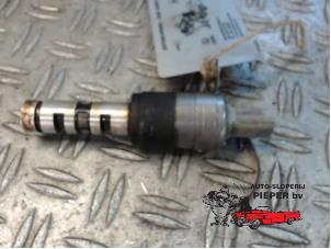 Used Camshaft adjuster Renault Scénic III (JZ) 1.6 16V Price on request offered by Autosloperij Pieper BV