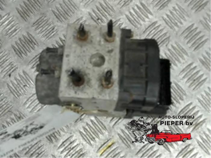 Begagnade ABS-pump Citroen Xsara Picasso (CH) 1.6 Pris € 78,75 Marginaltabell erbjuds av Autosloperij Pieper BV