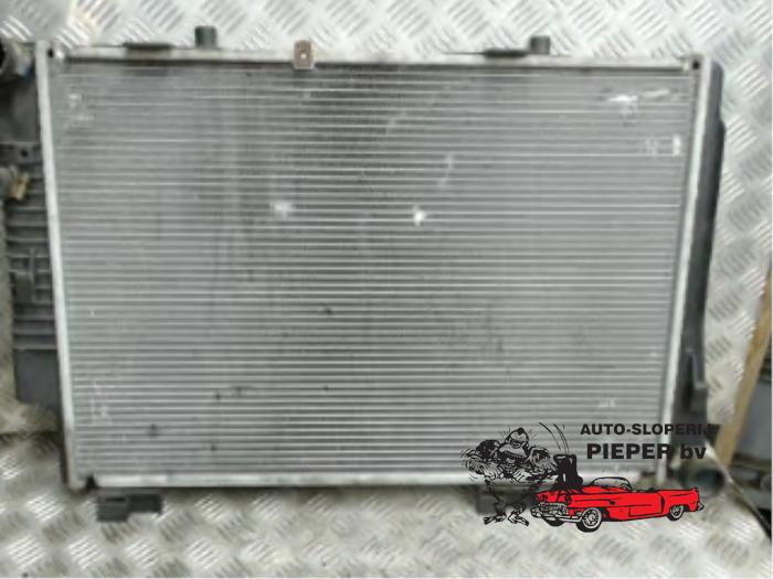 Used Radiator Mercedes C Combi (S202) 2.2 C-220 TD 16V Price € 42,00 Margin scheme offered by Autosloperij Pieper BV