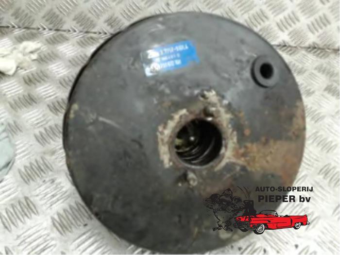 Usagé Servo frein Volkswagen Transporter/Caravelle T4 1.9 TDI Prix € 78,75 Règlement à la marge proposé par Autosloperij Pieper BV