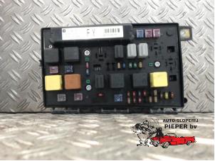 Used Fuse box Opel Astra H GTC (L08) 1.8 16V Price on request offered by Autosloperij Pieper BV