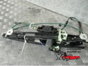 Used Window mechanism 2-door, front right BMW 3 serie Compact (E46/5) 316ti 16V Price € 52,50 Margin scheme offered by Autosloperij Pieper BV