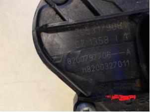 AGR Ventil van een Renault Trafic New (FL) 2.0 dCi 16V 90 2008