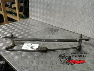 Used Wiper mechanism Mazda 6 (GG12/82) 2.0i 16V Price € 36,75 Margin scheme offered by Autosloperij Pieper BV