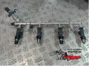 Used Fuel injector nozzle Opel Zafira (F75) 1.6 16V Price € 52,50 Margin scheme offered by Autosloperij Pieper BV