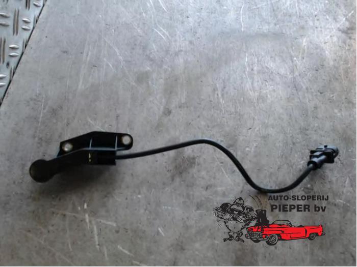 Begagnade Kamaxelsensor Opel Zafira (F75) 1.6 16V Pris € 52,50 Marginaltabell erbjuds av Autosloperij Pieper BV