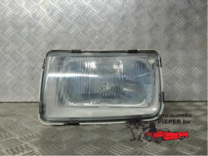 Nowe Reflektor lewy Ford Sierra I Cena € 52,50 Z VAT oferowane przez Autosloperij Pieper BV