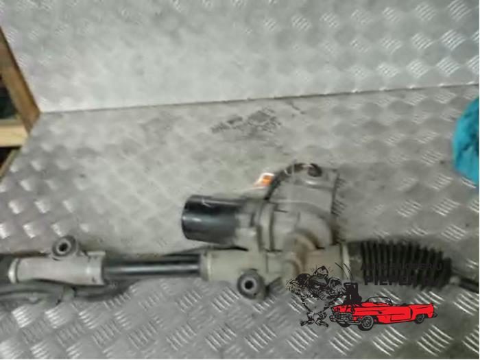 Begagnade Servostyrningsbox Mazda Demio (DW) 1.5 16V Pris € 105,00 Marginaltabell erbjuds av Autosloperij Pieper BV