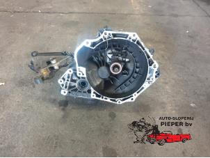 Used Gearbox Opel Astra G (F08/48) 1.6 Price € 157,50 Margin scheme offered by Autosloperij Pieper BV