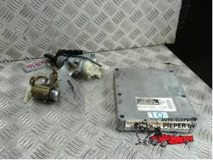 Used Set of locks Toyota Yaris (P1) 1.3 16V VVT-i Price € 105,00 Margin scheme offered by Autosloperij Pieper BV