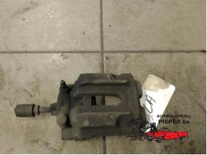 Used Rear brake calliper, left BMW 3 serie (E90) 330Xd 24V Price € 52,50 Margin scheme offered by Autosloperij Pieper BV
