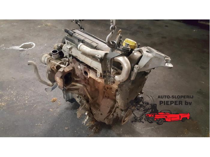 Engine from a Renault Kangoo Express (FC) 1.5 dCi 60 2008