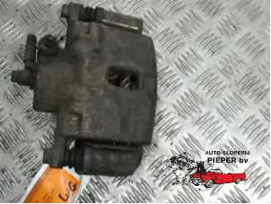 Used Front brake calliper, left Chevrolet Epica 2.5 24V Price € 36,75 Margin scheme offered by Autosloperij Pieper BV