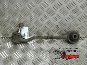 Used Front wishbone, left BMW 3 serie (E90) 330Xd 24V Price on request offered by Autosloperij Pieper BV