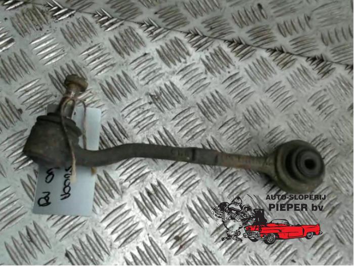 Front wishbone, right from a BMW 3 serie (E90) 330Xd 24V 2007