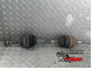 Used Front drive shaft, left Opel Zafira (F75) 1.6 16V Price € 36,75 Margin scheme offered by Autosloperij Pieper BV