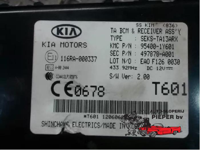 Ignition lock + computer from a Kia Picanto (TA) 1.0 12V 2012