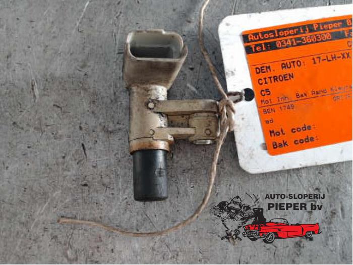 Gebrauchte Nockenwelle Sensor Citroen C5 I Berline (DC) 1.8 16V Preis € 21,00 Margenregelung angeboten von Autosloperij Pieper BV