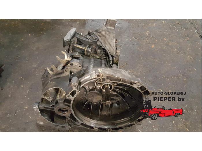 Gebrauchte Getriebe Ford Mondeo III Wagon 2.0 TDCi/TDDi 115 16V Preis € 210,00 Margenregelung angeboten von Autosloperij Pieper BV