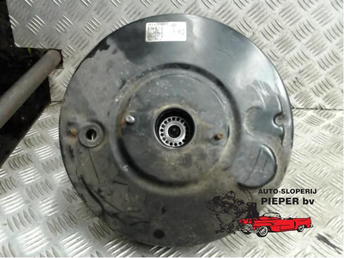 Usagé Servo frein Volkswagen Caddy III (2KA,2KH,2CA,2CH) 2.0 SDI Prix € 52,50 Règlement à la marge proposé par Autosloperij Pieper BV