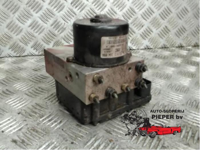 Usagé Bloc ABS BMW 3 serie (E46/2) 320 Ci 24V Prix € 78,75 Règlement à la marge proposé par Autosloperij Pieper BV