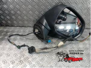 Used Wing mirror, right Citroen C4 Picasso (UD/UE/UF) 1.8 16V Price € 78,75 Margin scheme offered by Autosloperij Pieper BV