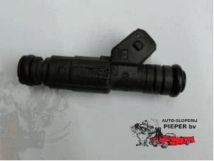 Used Injector (petrol injection) BMW 5 serie (E39) 535i 32V Price € 21,00 Margin scheme offered by Autosloperij Pieper BV