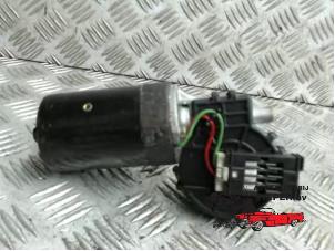 Used Front wiper motor BMW 3 serie (E46/4) 320d 16V Price € 36,75 Margin scheme offered by Autosloperij Pieper BV